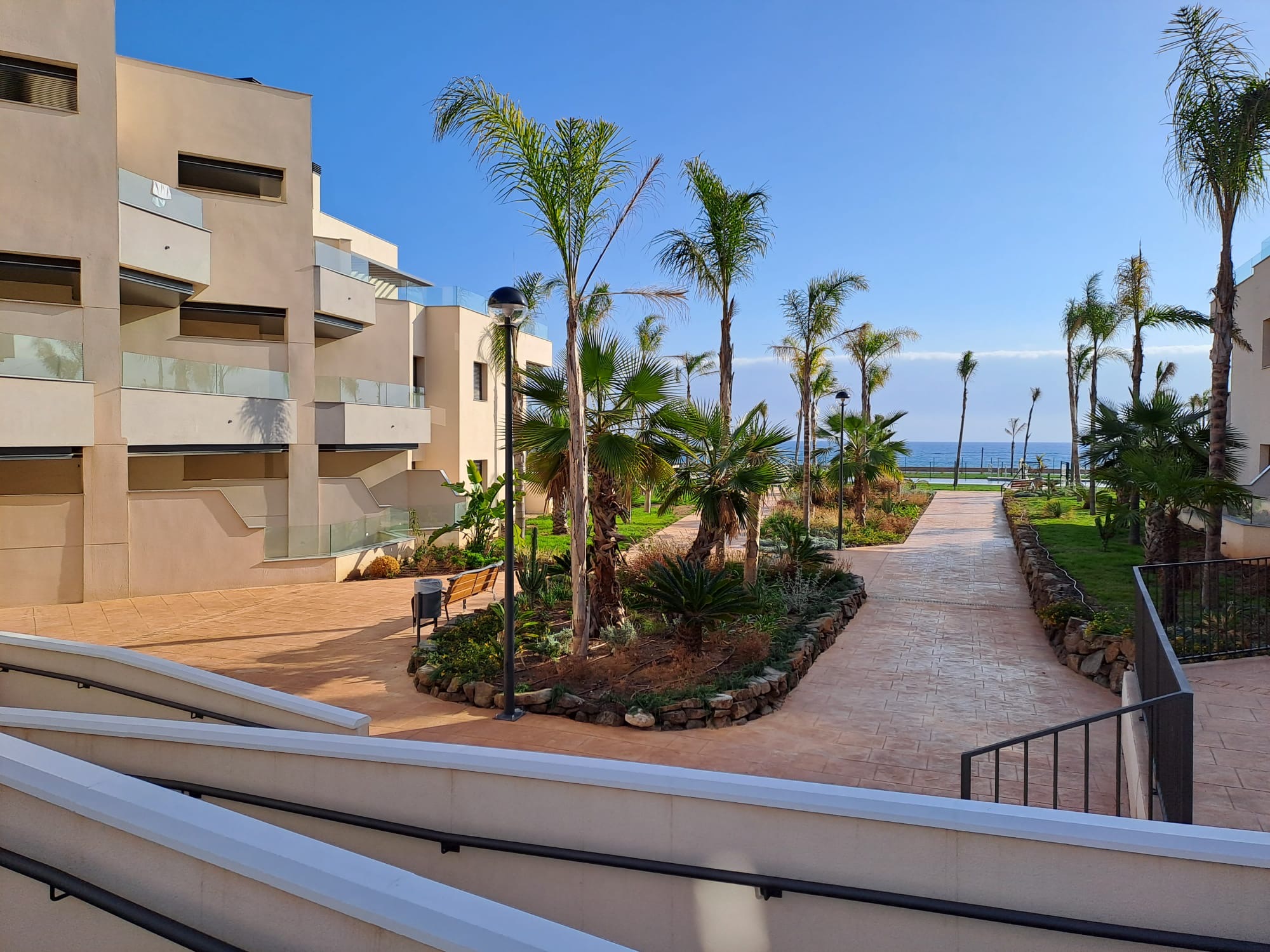 1f27da48-b45d-481a-b8ba-f9602e74fd30