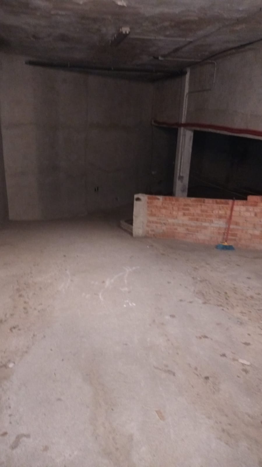 1739004877323
