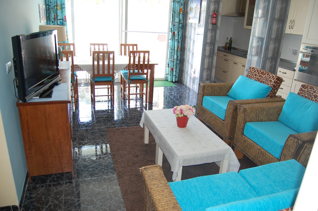 2b_living_room_downstair